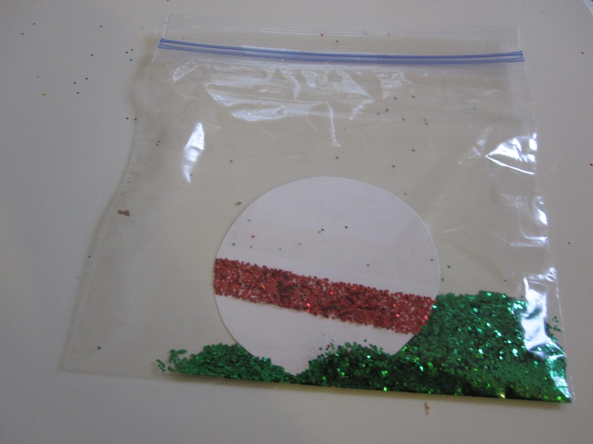 Mess Free Glitter Ornament Mess Free Glitter Ornament